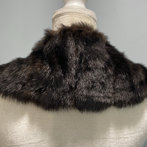 Fur Collar - Picture 3 of 10